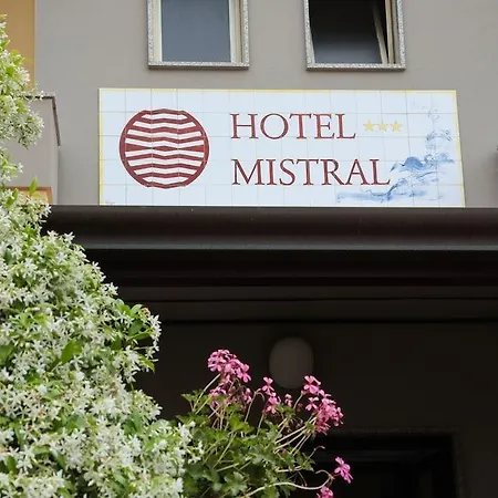 Mistral Ξενοδοχείο 3*