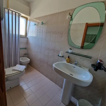 Mistral Hotel 3*