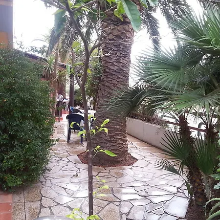 Mistral Hotel